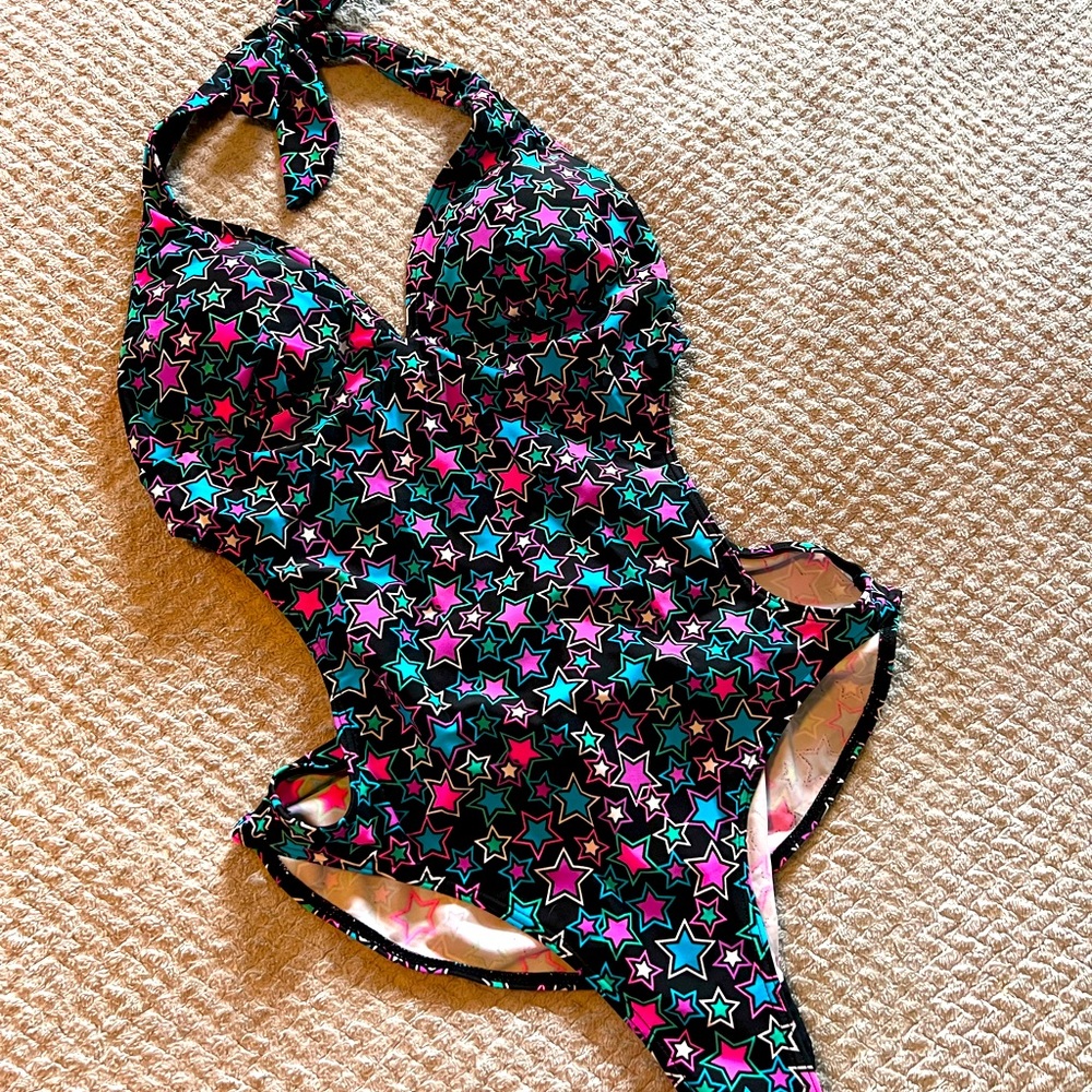 Halter Top One-piece Swimsuit